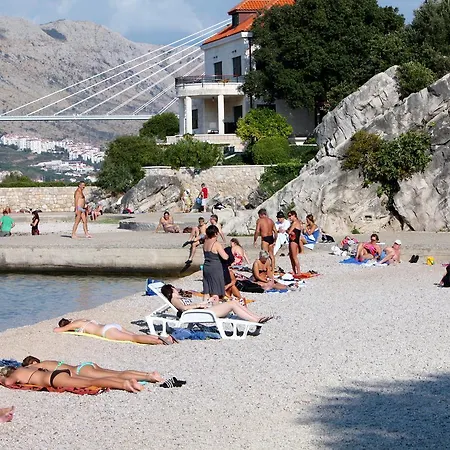 With A Parking Space - 4672 Ντουμπρόβνικ